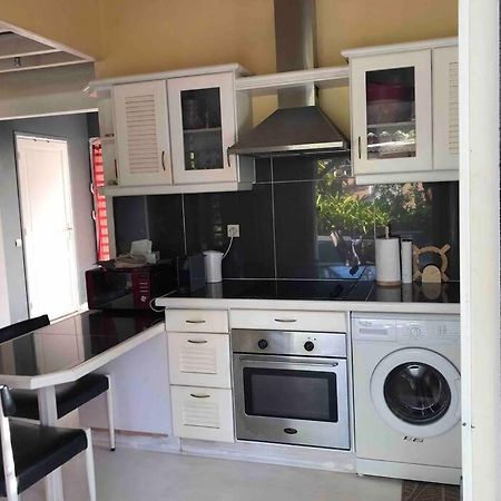 Nogent Sainte-Rose: Villa Avec Piscine Privee מראה חיצוני תמונה