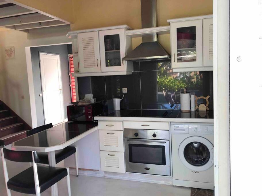Nogent Sainte-Rose: Villa Avec Piscine Privee מראה חיצוני תמונה